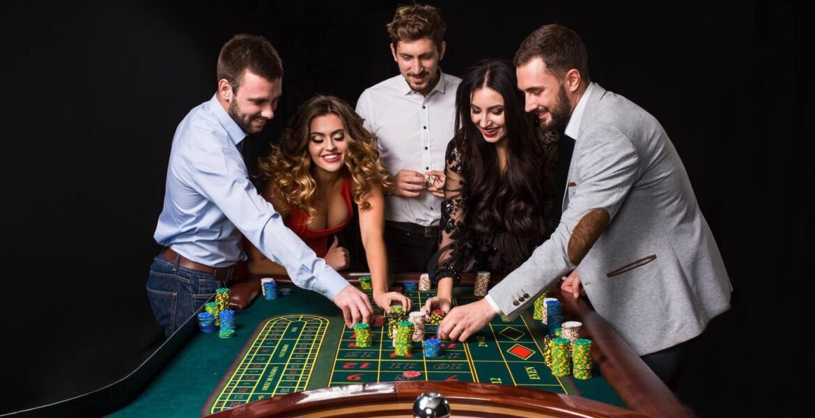 မြန်မာ့ အွန်လိုင်း ကတ်ဂိမ်းများ Poker Teen Patti